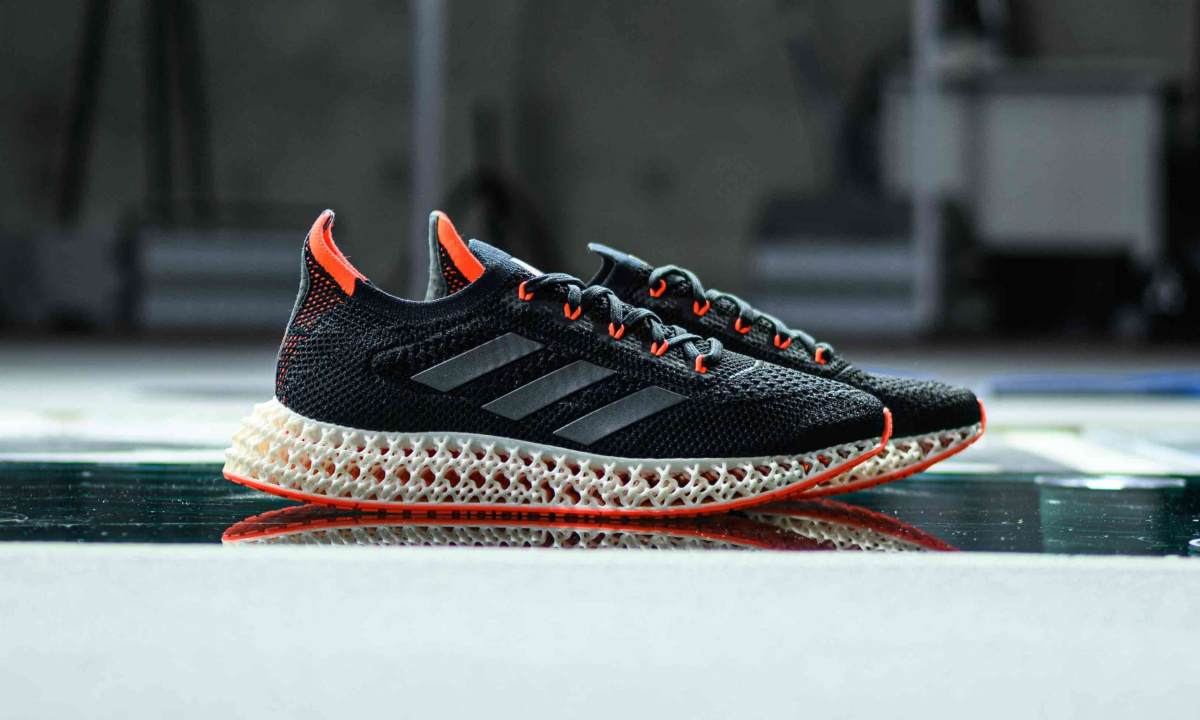 三倍动力 GET，adidas 发布全新 4DFWD 跑鞋