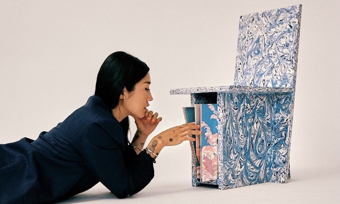 Peggy Gou 与 SPACE AVAILABLE 合作推出「Peggy Chair」