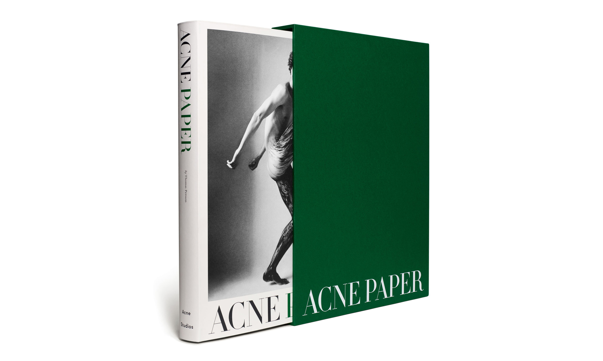 Acne Studios 推出《Acne Paper》书籍