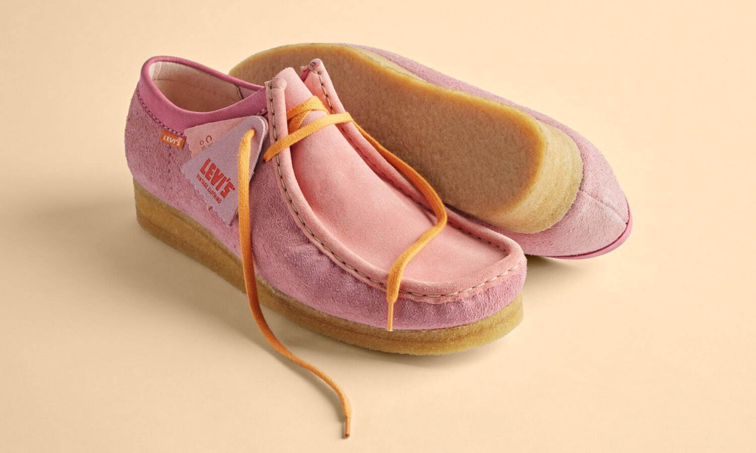 LVC 携手 Clarks Originals 推出全新合作鞋款