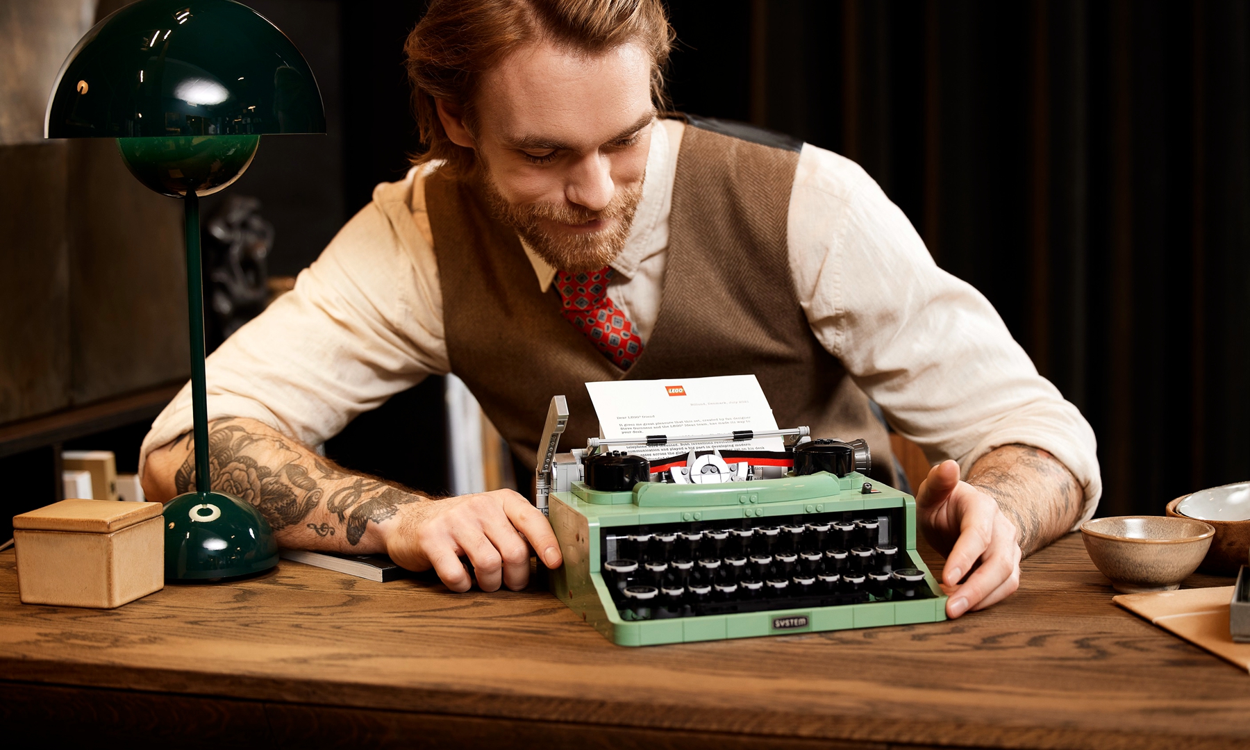 LEGO 全新 ®IDEAS 打字机玩具套装正式登场