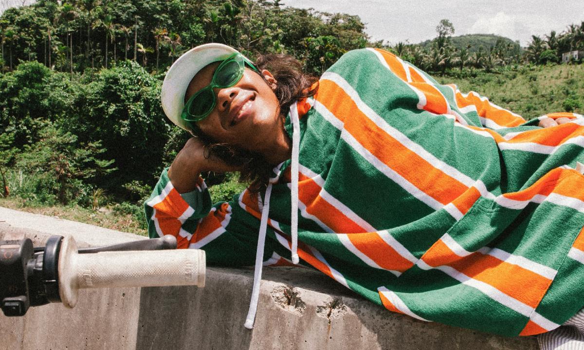 Urban Outfitters 释出 2021 春夏新品