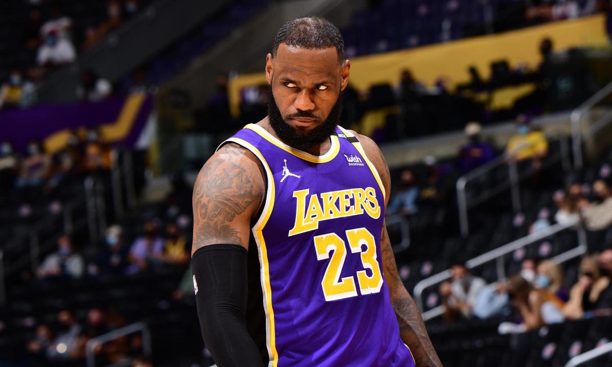 勒布朗·詹姆斯公开表示希望在湖人队结束 NBA 职业生涯
