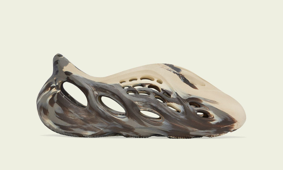 YEEZY FOAM RUNNER 新配色「MX Cream Clay」即将发售