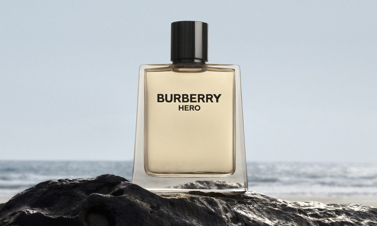BURBERRY 发布 Riccardo Tisci 打造的首款香水