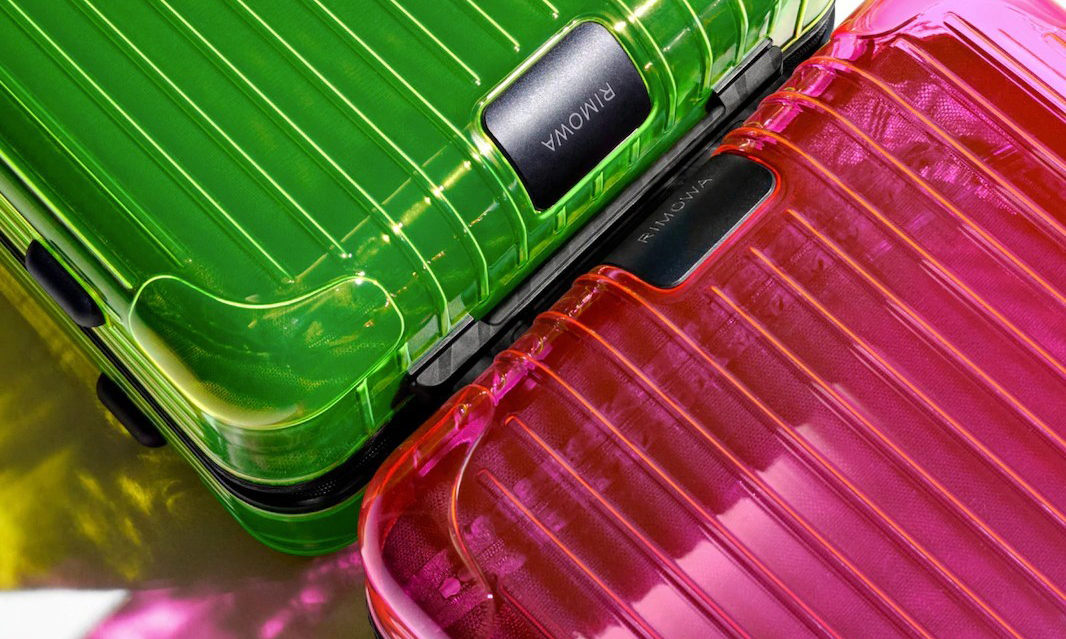 RIMOWA 限量推出「Cabin Neon」系列行李箱