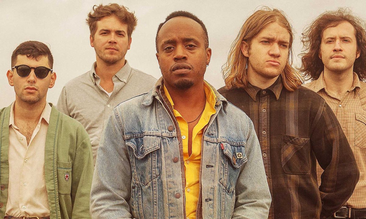 美国 R&B、灵魂乐乐队 Durand Jones & The Indications 发布全新专辑《Private Space》