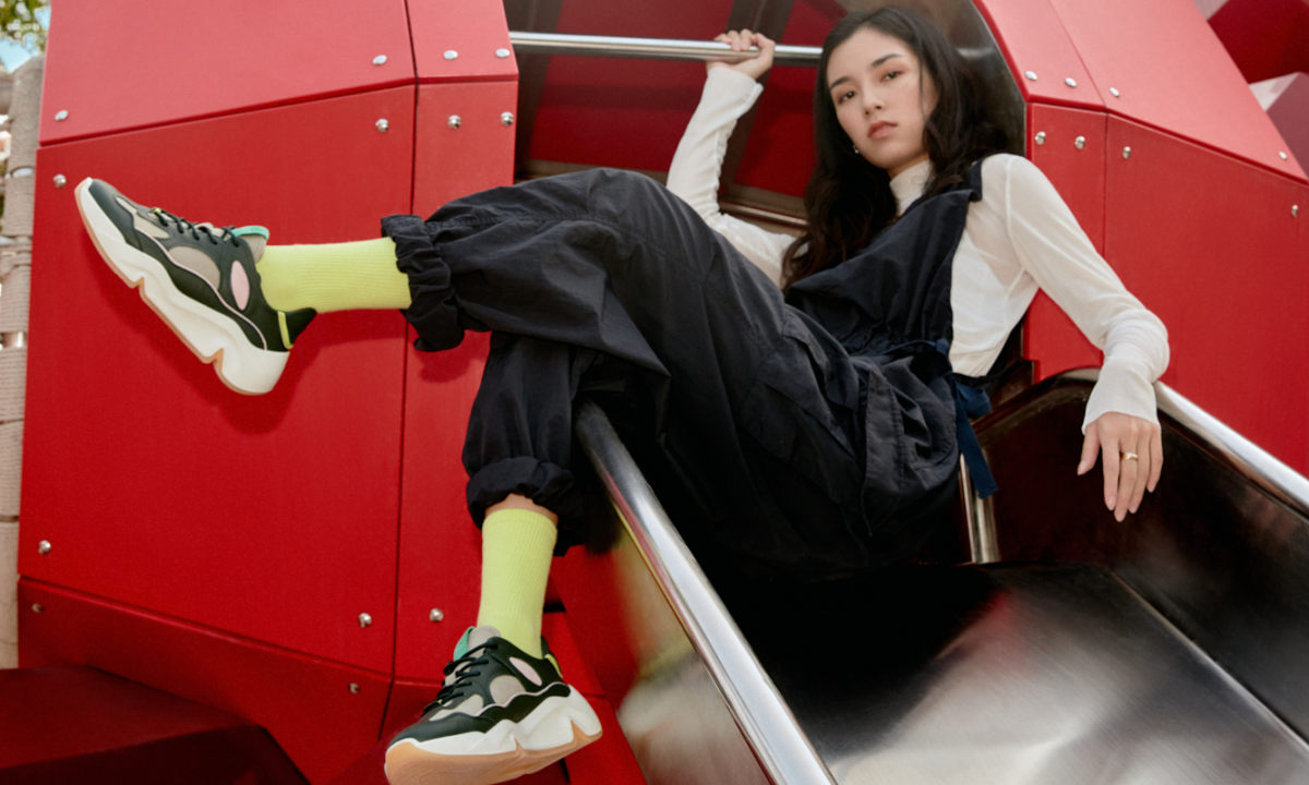 ECCO CHUNKY SNEKAER 潮趣系列与 ASTIR 雅跃系列全新登场