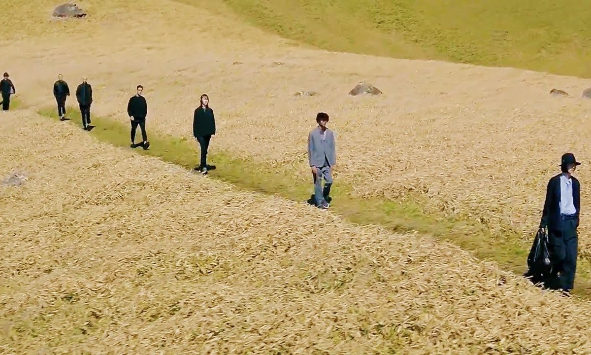 White Mountaineering 将参与 2022 春夏东京时装周「by R」项目