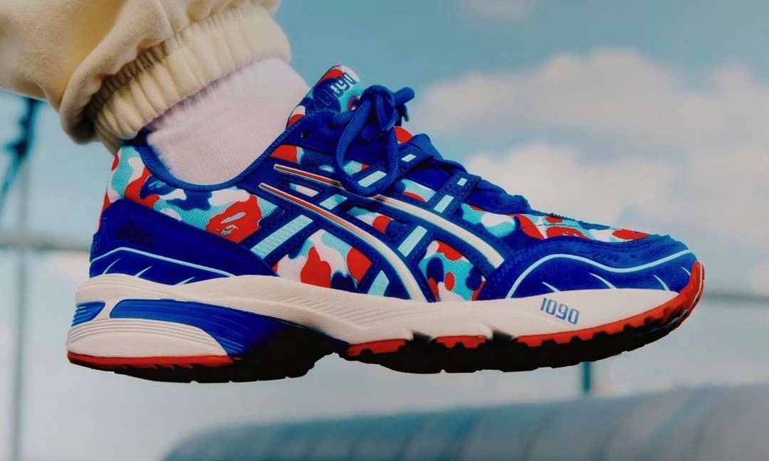 BAPE® x ASICS GEL-1090 新配色联名鞋款即将发售