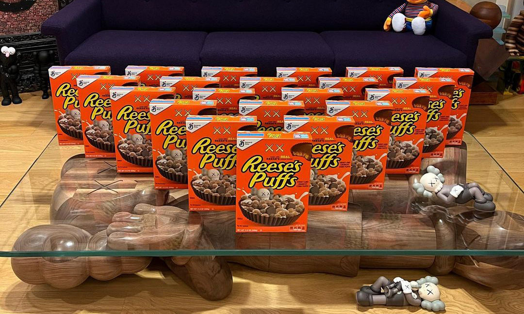 KAWS x REESE’S PUFFS 联名麦片即将上架