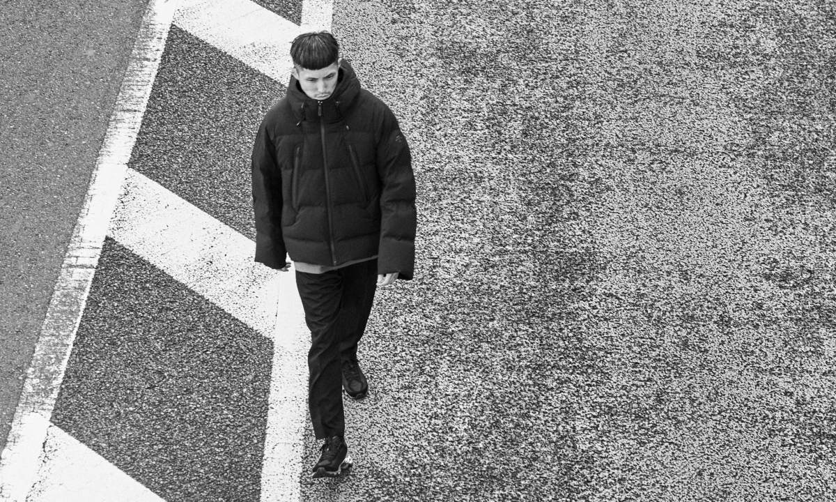 DESCENTE ALLTERRAIN x Graphpaper 推出「MOUTAINEER」羽绒服