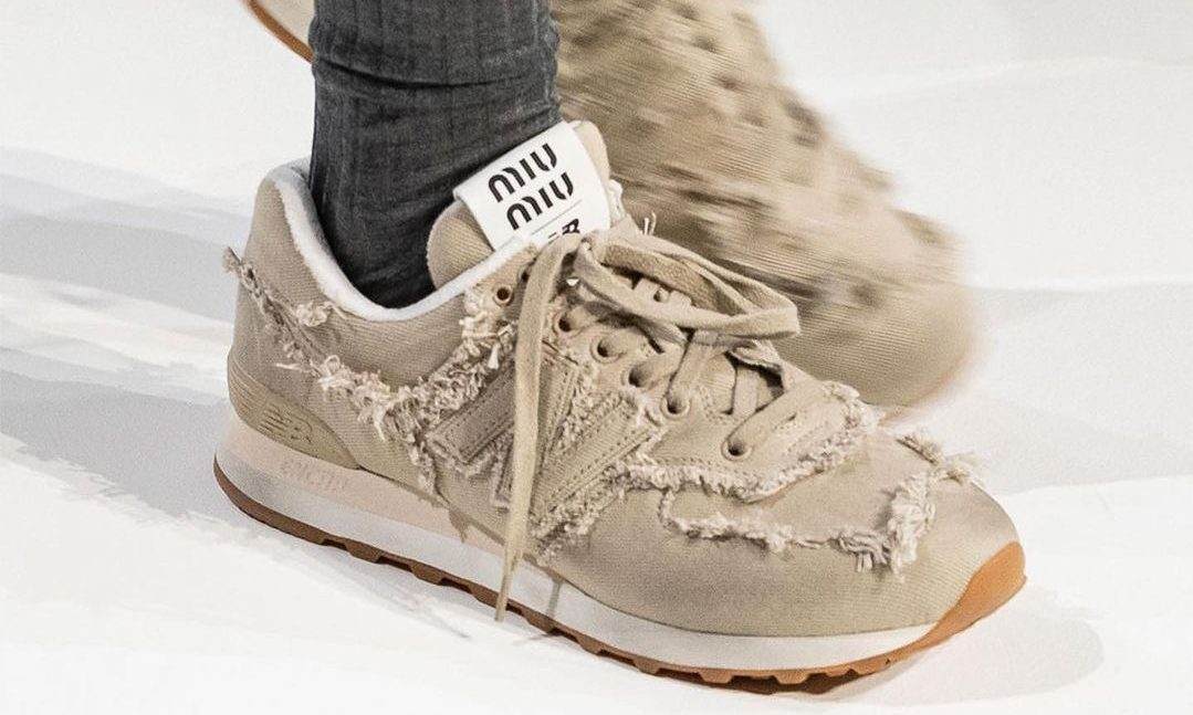 Miu Miu x  New Balance 574 联乘系列首度曝光