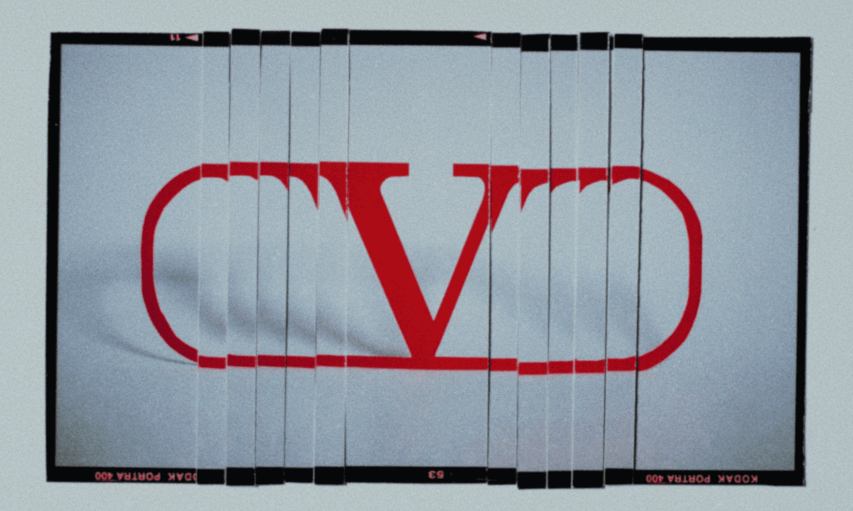 VALENTINO 启动 Vintage 转售计划