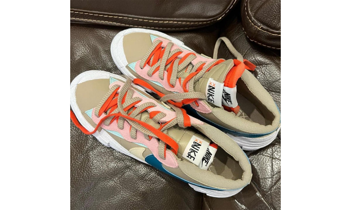 抢先预览 KAWS x sacai x Nike Blazer 全新配色