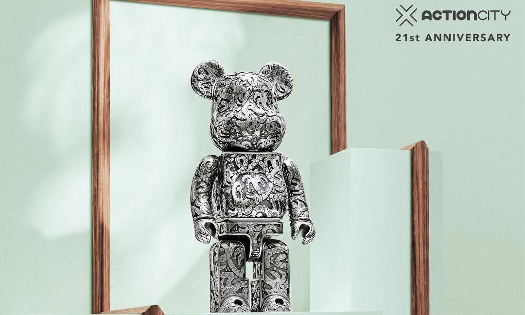 Steven Harrington 携手 MEDICOM TOY 打造 Action City 21 周年纪念款 BE@RBRICK