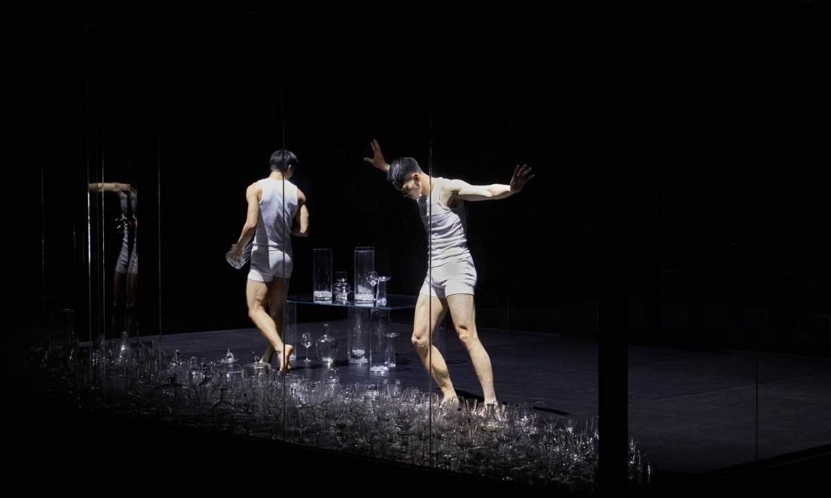 untitlab™ 以特别现场表演呈现全新鞋款