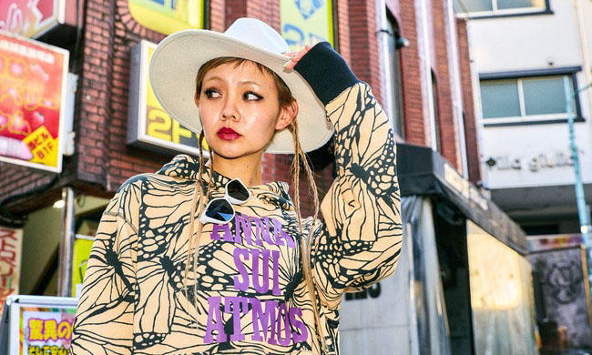 ANNA SUI x atmos 首次合作亮相