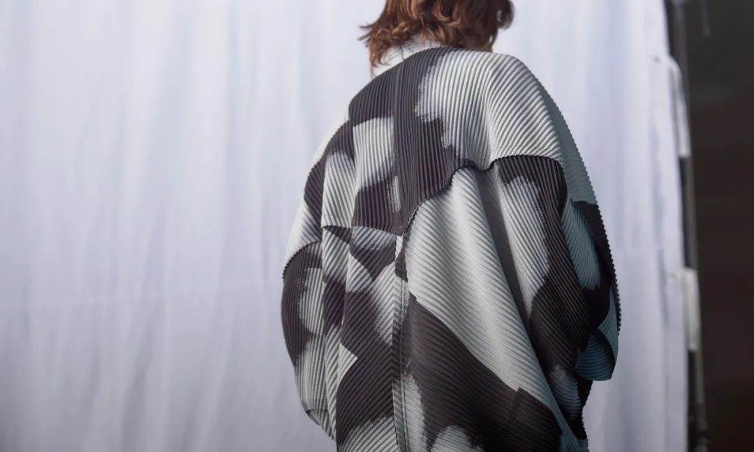 HOMME PLISSÉ ISSEY MIYAKE 2022 秋冬系列发布