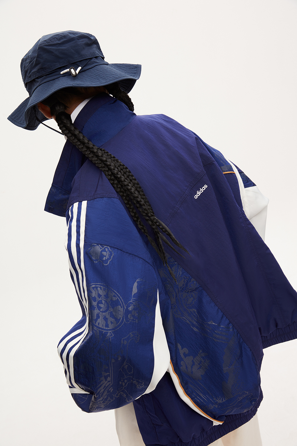 adidas Originals x 易燃「燃谷子下山」限定系列完整登场– NOWRE现客