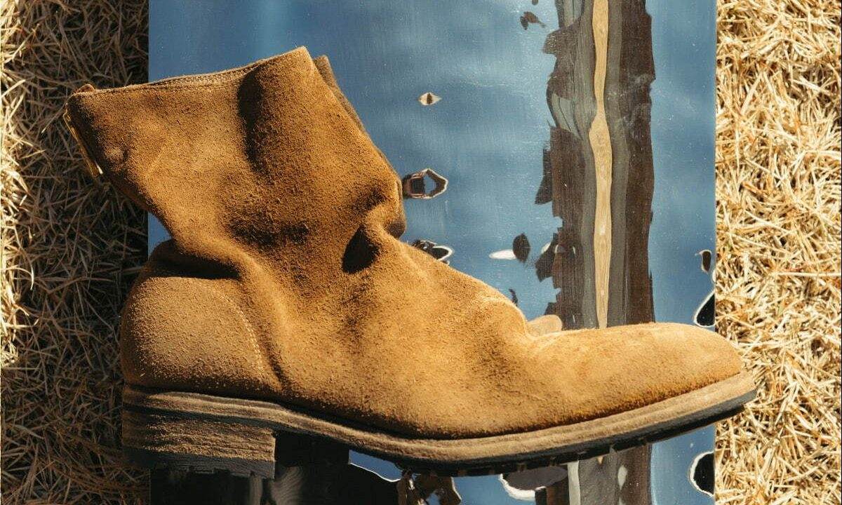 UNDERCOVER 联手 GUIDI 推出全新男士靴