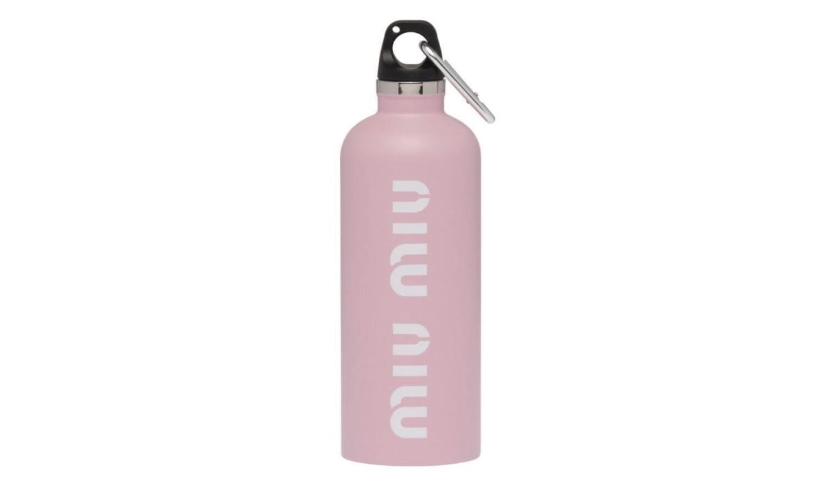 Miu Miu 推出运动配饰胶囊系列「Miu Miu Workout」