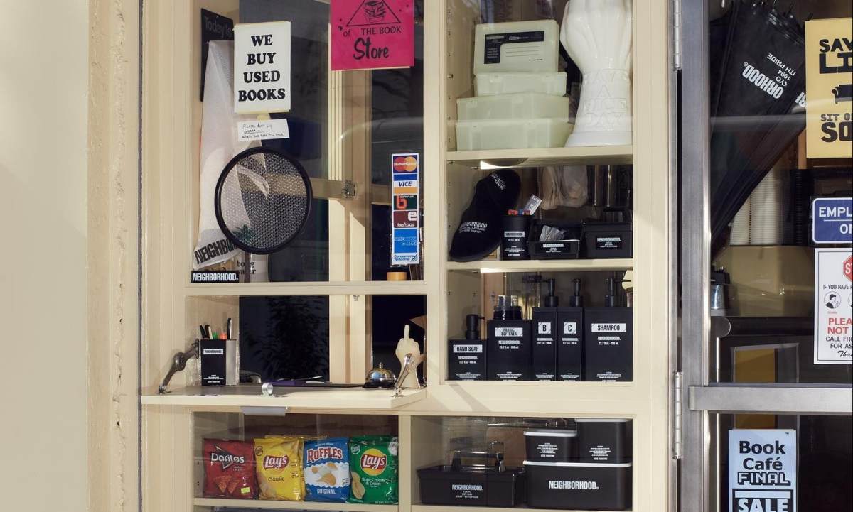 NEIGHBORHOOD「NBHD BOOKSTORE」2022 春夏系列第一弹登场