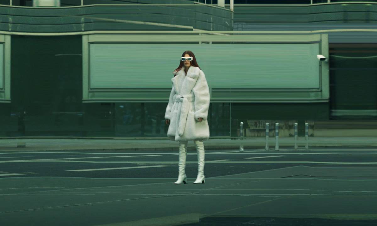 GENTLE MONSTER 联手 Coperni 打造未来主义墨镜