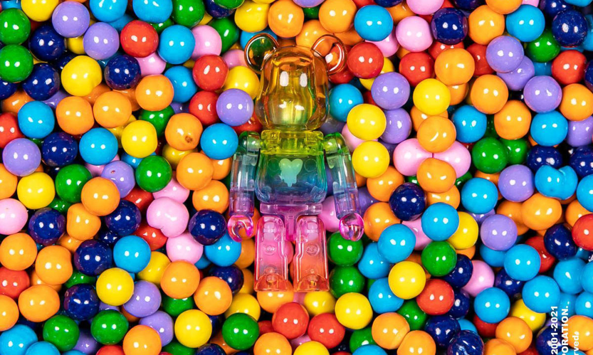 Emotionally Unavailable x MEDICOM TOY 推出新款 BE@RBRICK