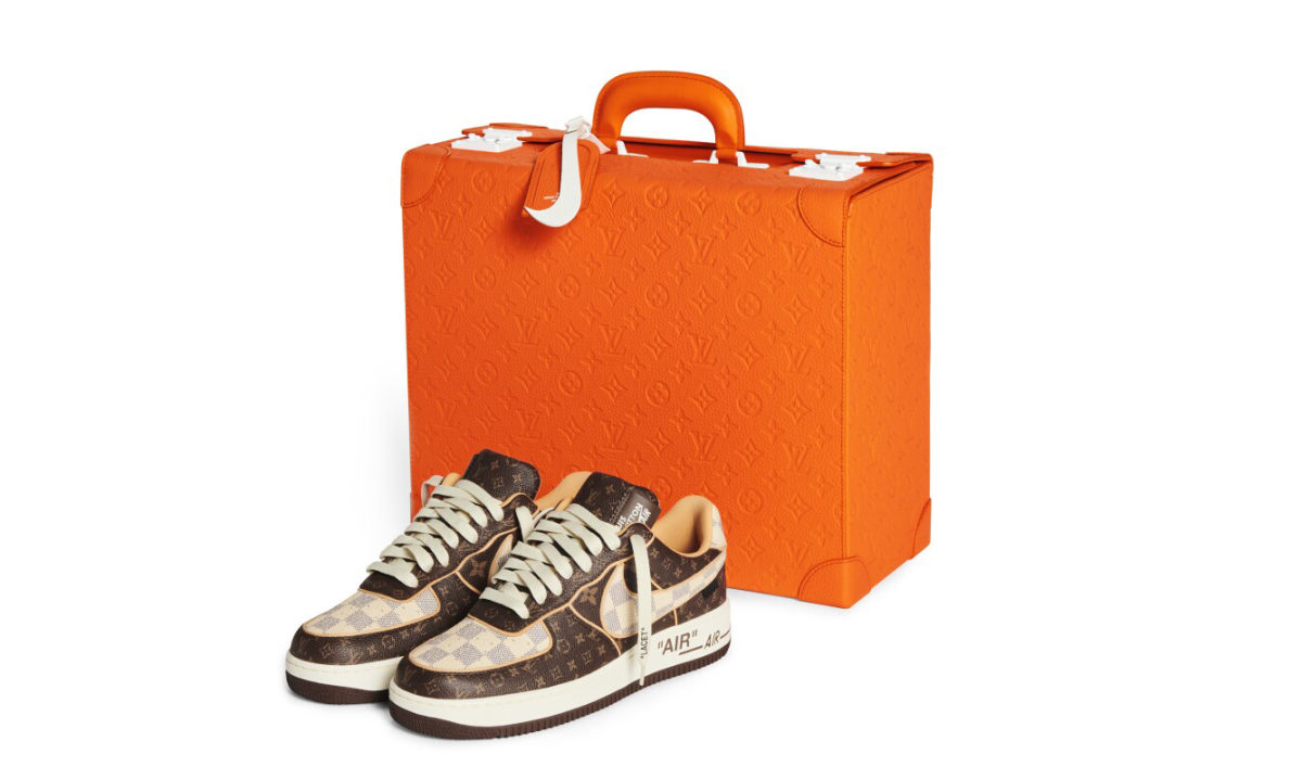 猜猜看 LOUIS VUITTON x Nike Air Force 1 苏富比拍卖会总成交价多少？