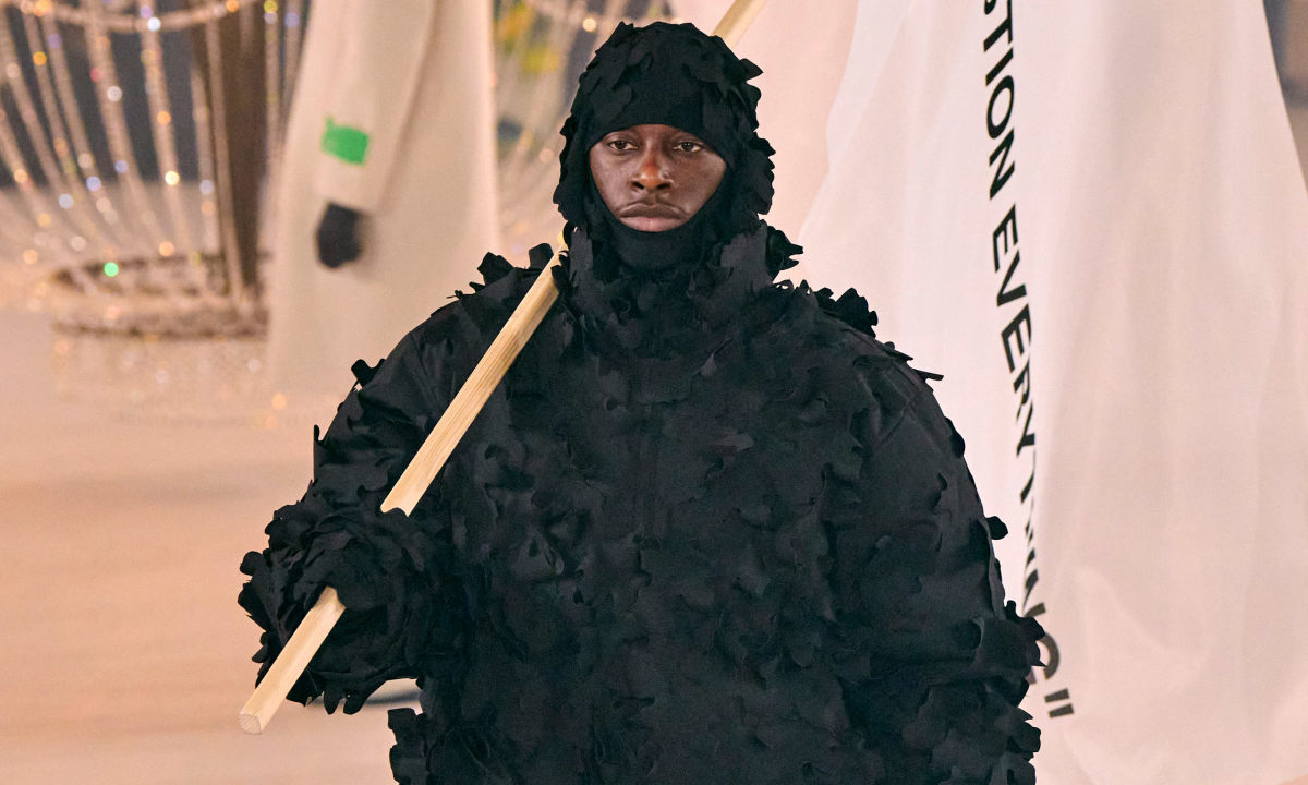 Off-White™ 2022 秋冬系列秀场回顾