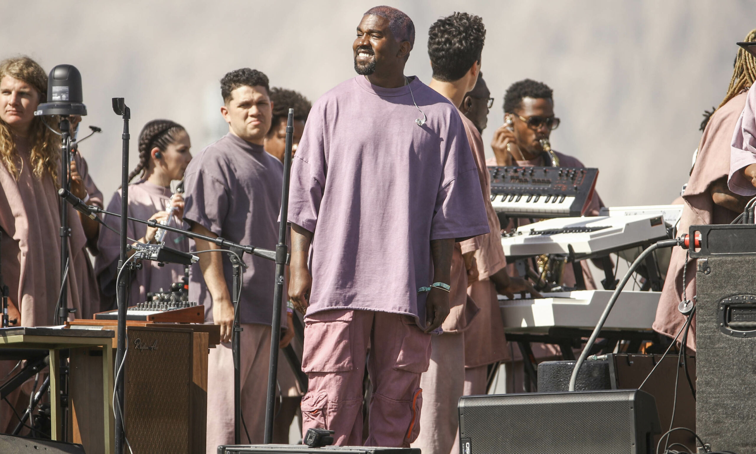 网友发起请愿：将 Kanye West 移出今年 Coachella 阵容