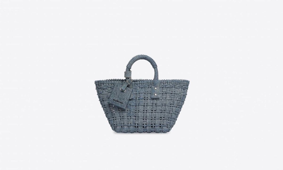 BALENCIAGA 推出 2022 春夏全新包款「Bistro Basket」