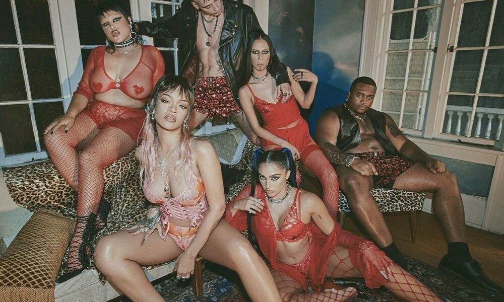 Rihanna 品牌 Savage x Fenty 考虑上市