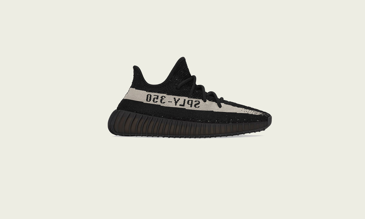 经典黑白，YEEZY BOOST 350 V2 CORE BLACK 回归