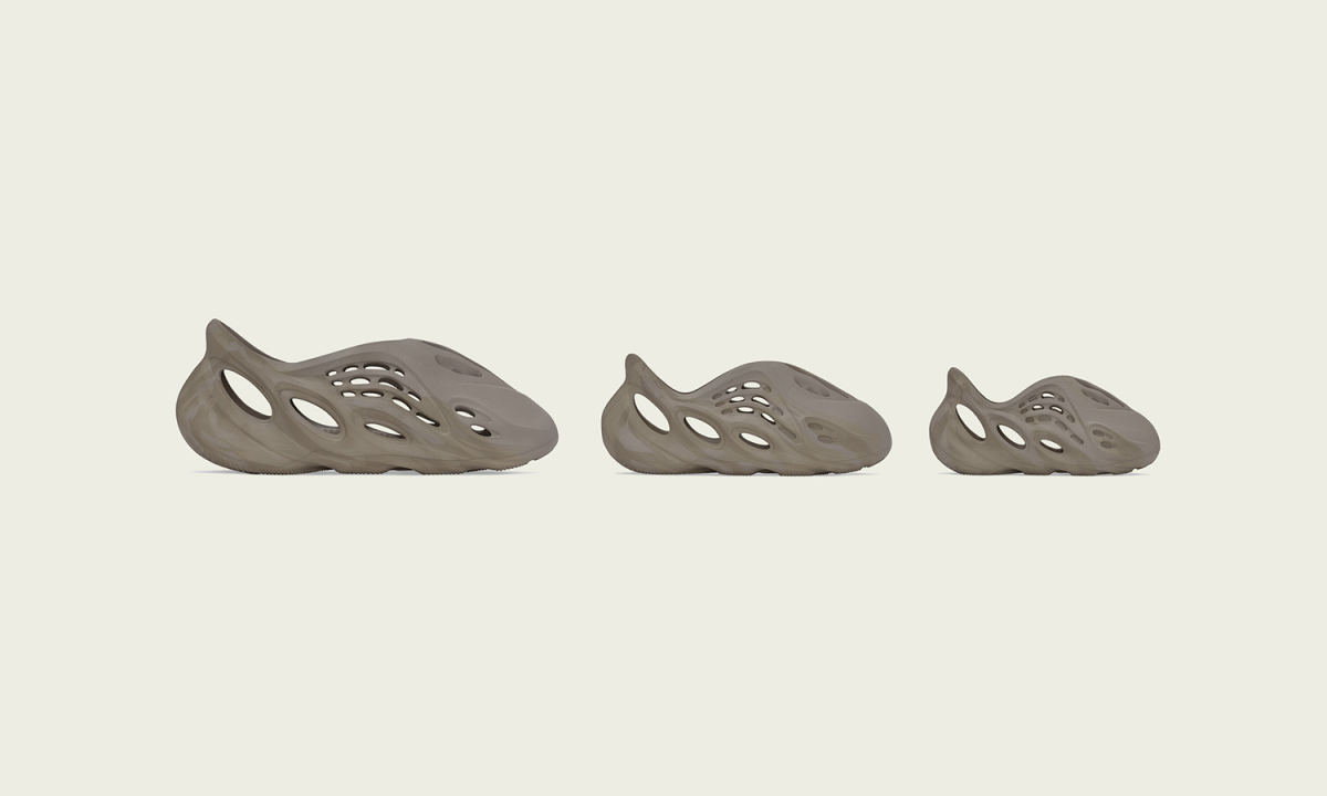 YEEZY FOAM RUNNER 正式发布「STONE SAGE」新配色