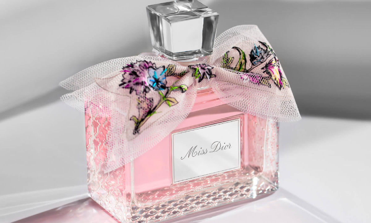「Miss DIOR」高级定制版香水发布