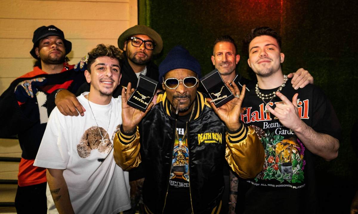 Snoop Dogg 正式加入 FaZe Clan