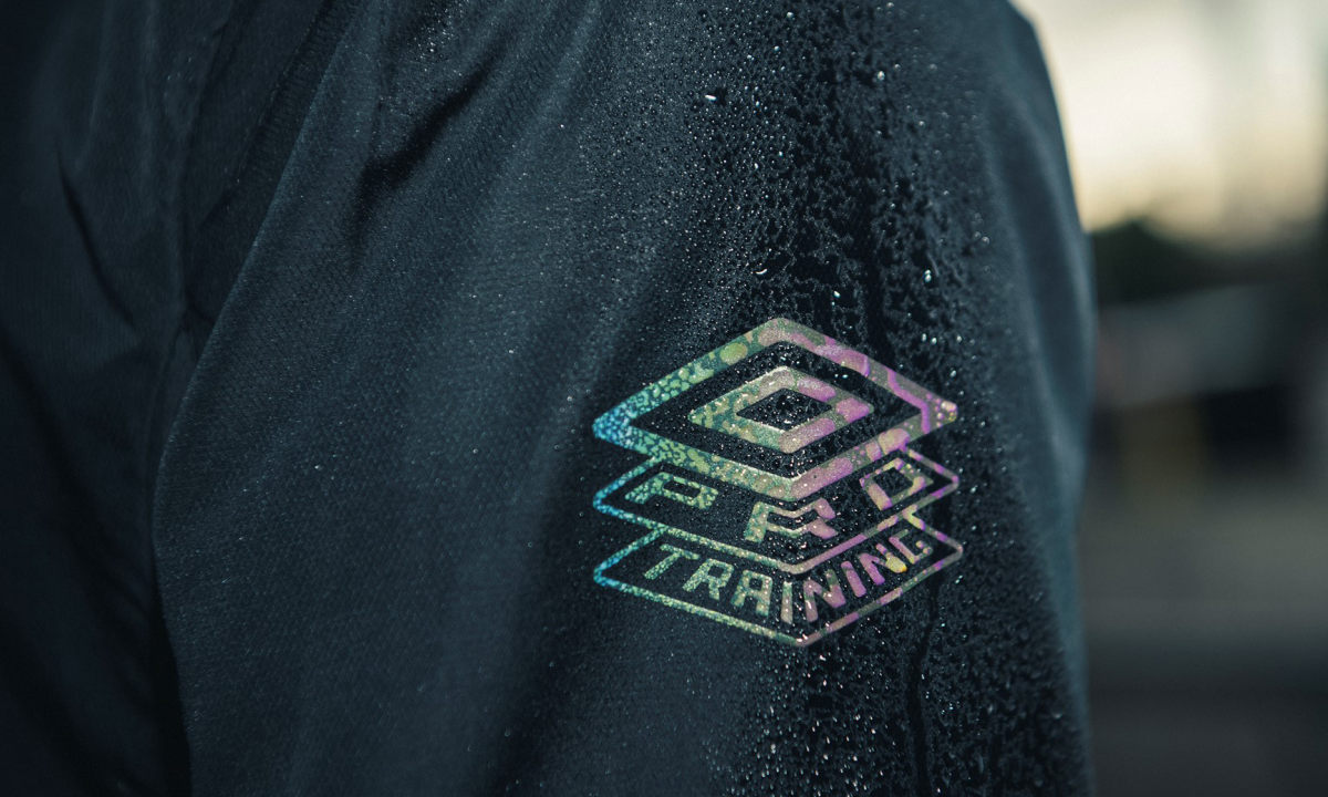 百年品牌 UMBRO 茵宝回归中国市场