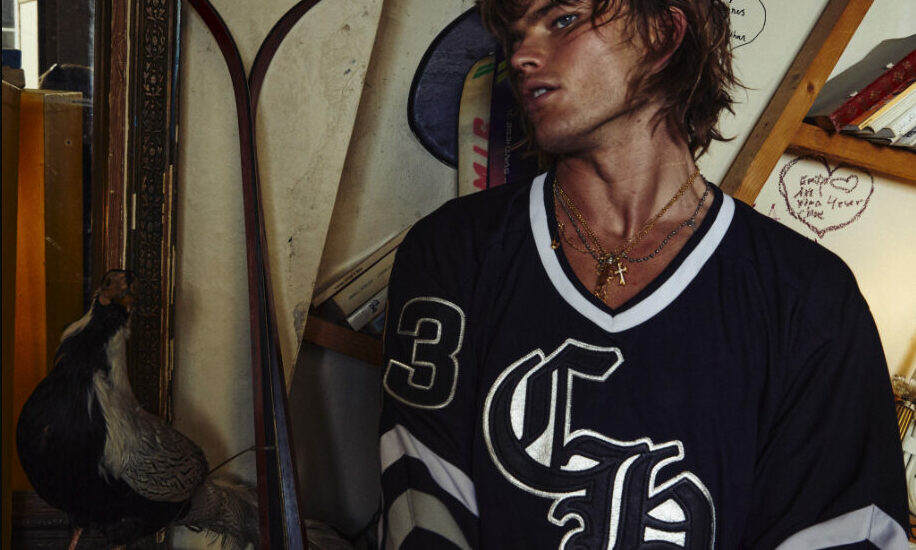 Chrome Hearts 将推出限量版曲棍球球衣