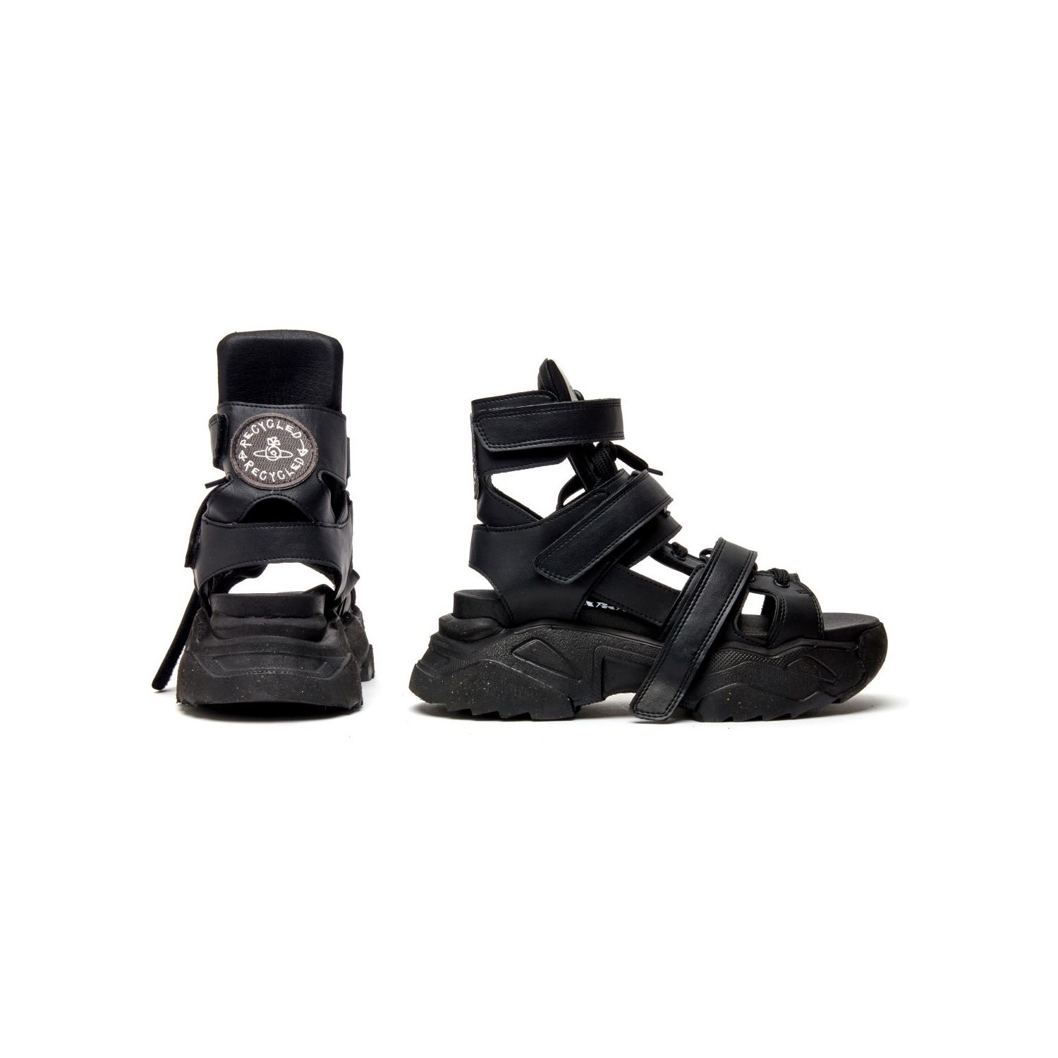 Vivienne Westwood 创新鞋履「ROMPER SANDAL」即将发售– NOWRE现客