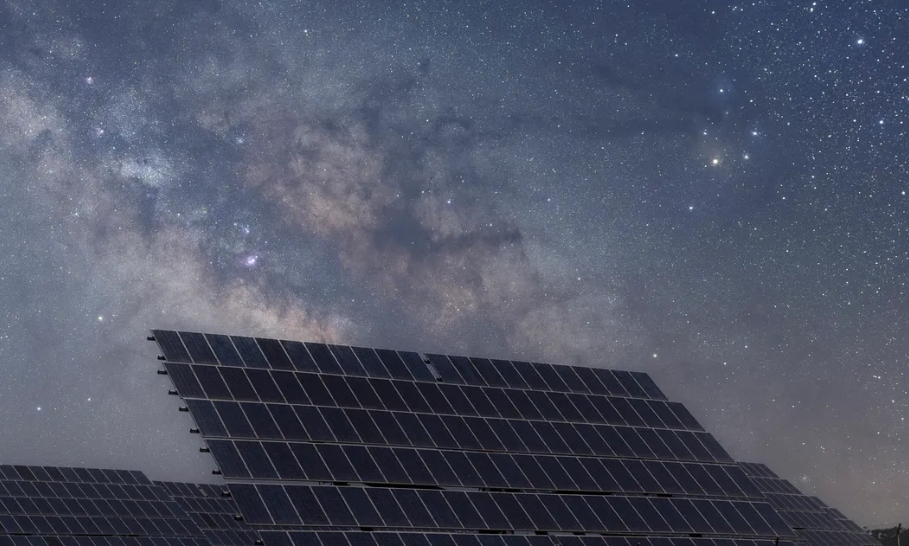 斯坦福大学开发出在夜间工作的太阳能电池板