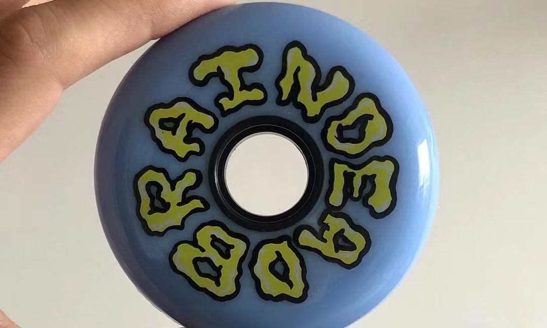 Brain Dead 再度携手 THEM SKATES 打造联名系列