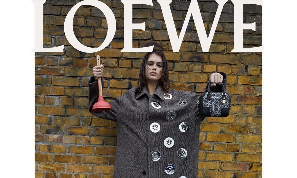 LOEWE 发布 2022 早秋系列大片