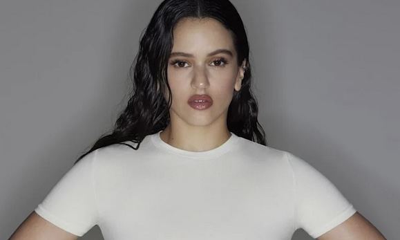 Kim Kardashian 签约 Rosalía 出镜 SKIMS 新内衣广告