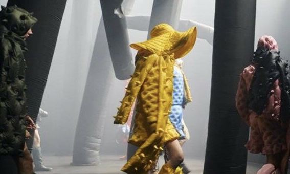 Moncler 展望全新业务战略计划