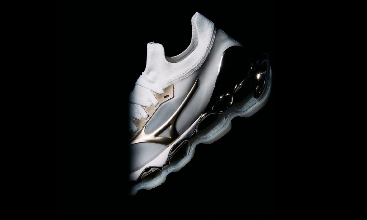 空山基 x MIZUNO「WAVE PROPHECY SORAYAMA」全新配色即将发售