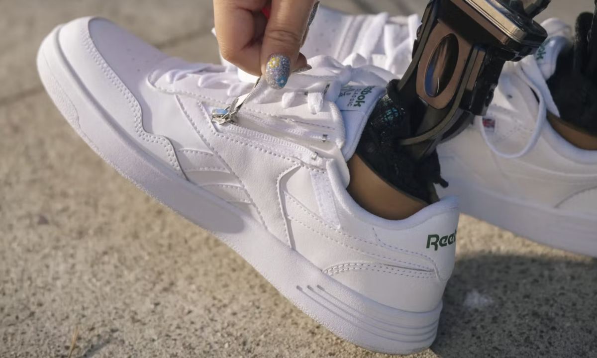 Reebok 推出简便球鞋 Fit to Fit 系列