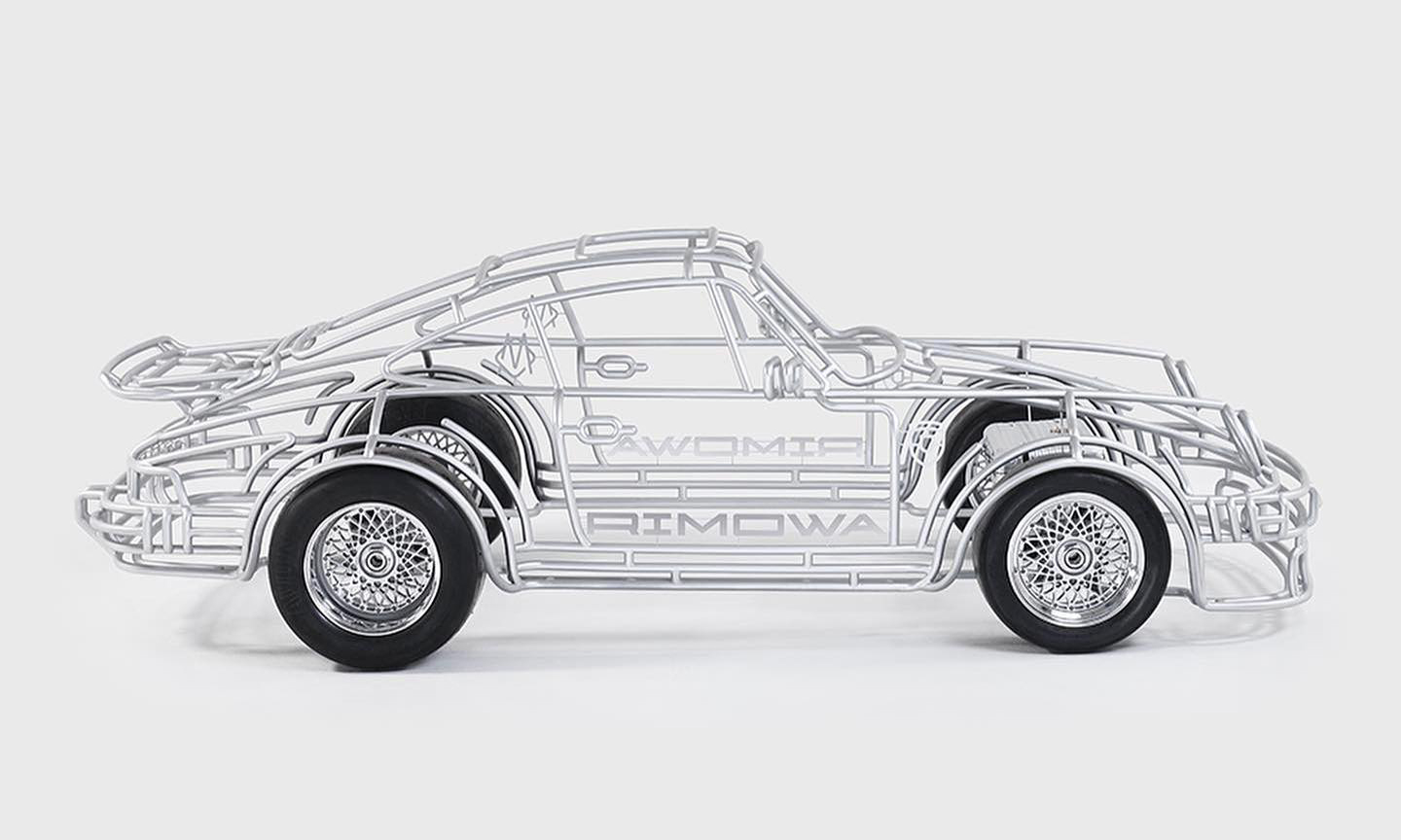 庆祝 Porsche x RIMOWA 合作，艺术家 Benedict Radcliffe 打造保时捷 934 车款