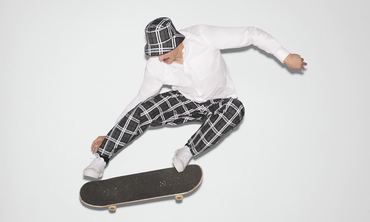 BURBERRY x POP TRADING COMPANY 合作胶囊系列发布
